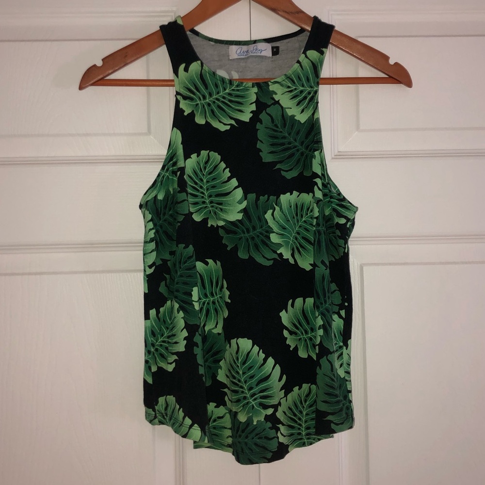 Ava Sky Monstera Tank Tempo